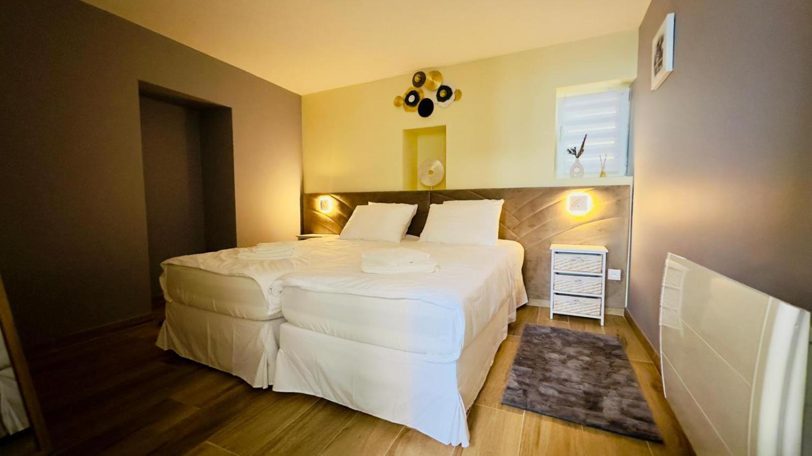 Appartement Cosy A Réminiac Eksteriør billede